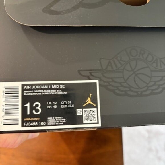 Air Jordan 1 Mid SE Men's Size 13 - Picture 7 of 9
